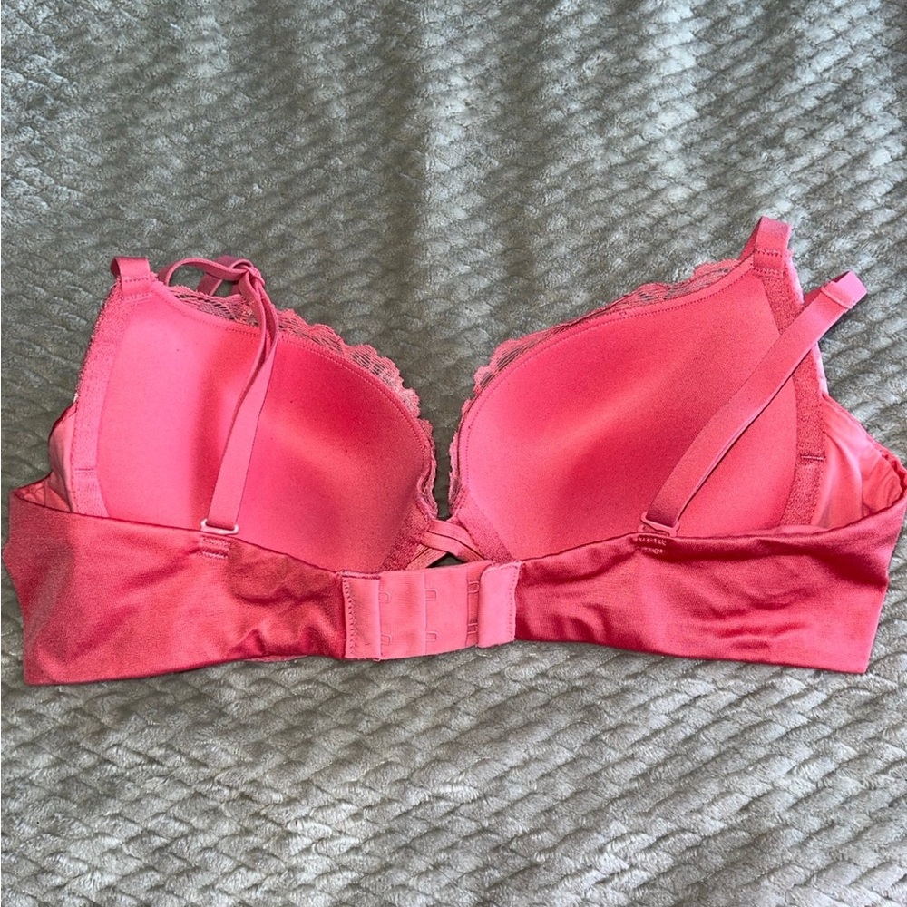 Pushup Bra - Picture 2 of 3